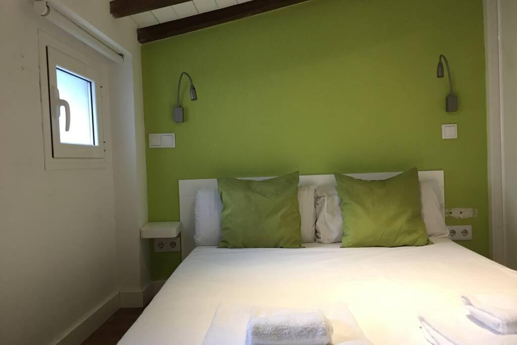 דירות מדריד Plaza Mayor-Acogedor Apartamento En Edificio Historico Del Centro-Wifi מראה חיצוני תמונה