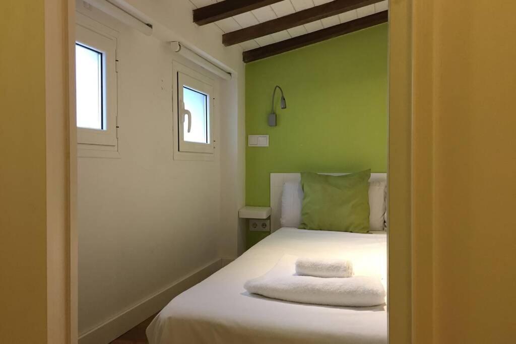 דירות מדריד Plaza Mayor-Acogedor Apartamento En Edificio Historico Del Centro-Wifi מראה חיצוני תמונה